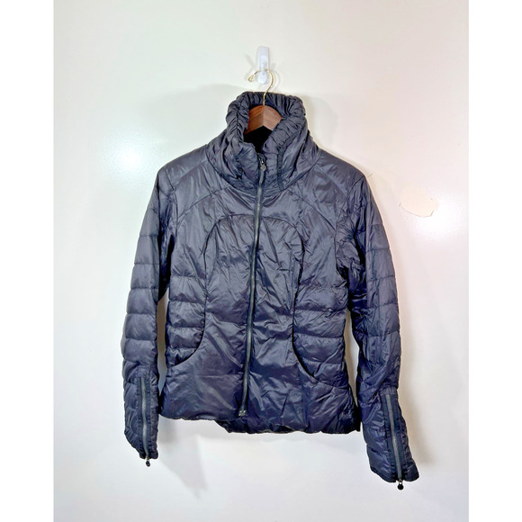 Lululemon Womens Down Puffer Jacket Size M 10 Black Minimalist Classic Warm Cozy - Picture 1 of 10